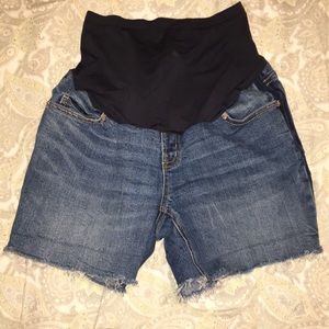 Old Navy Full Panel Cut Off Jean Shorts • Size: 0